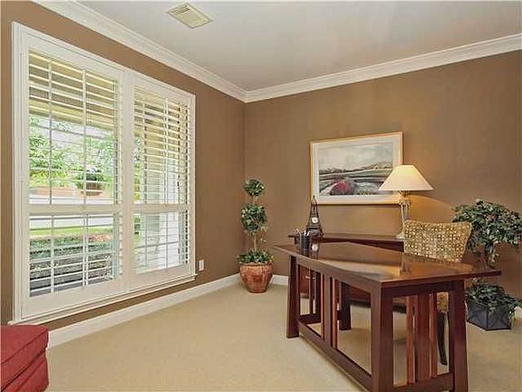 4th image of 7242 Villa Maria Ln