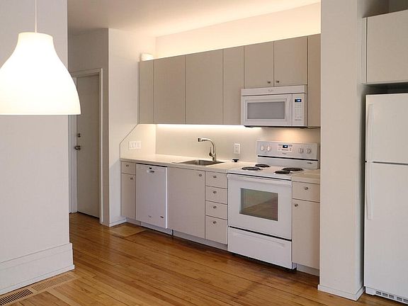 Microwave Includes Kitchen Exhaust Hood