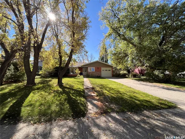448 4th Avenue E, Unity, SK S0K 4L0