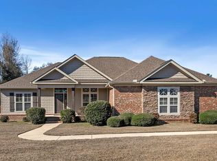 223 Glen Oaks Dr, Dothan, AL 36301