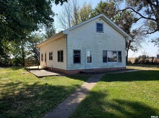 10814 120th Ave, Coal Valley, IL 61240