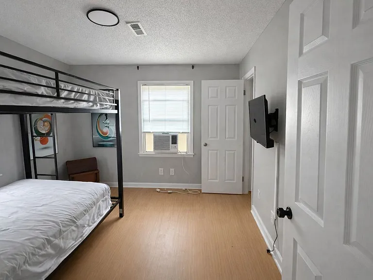 316 Skyland Ave — Photo 19