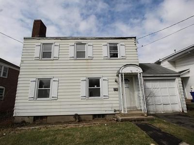 15 Roger Ave, Danbury, CT, 06810