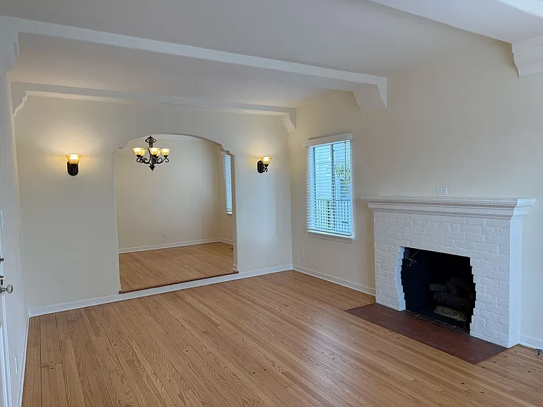 617 W Glenoaks Blvd #617 — Photo 7
