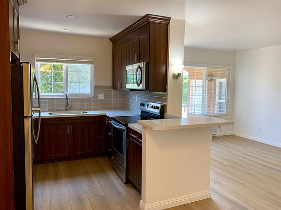 2nd image of 4020 Georgia St #6
