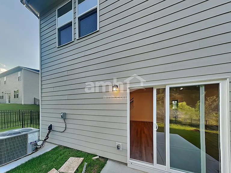 210 Gershon Way — Photo 23