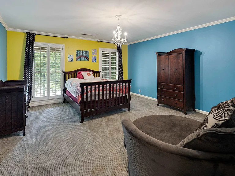 415 S Yates Rd — Photo 19