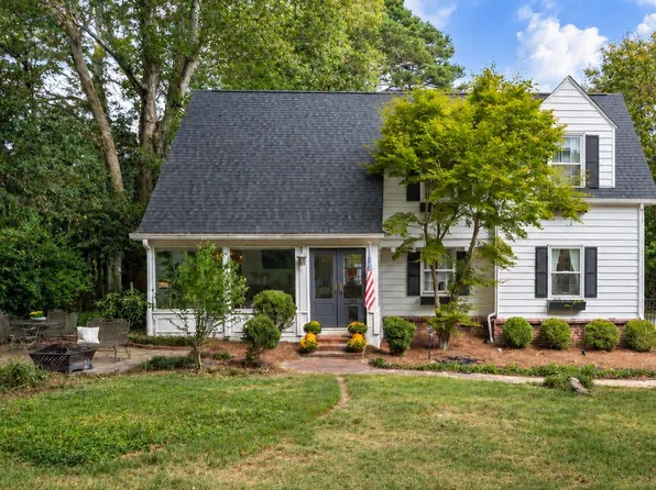 703 Fleetwood Dr, Lookout Mountain, TN 37350