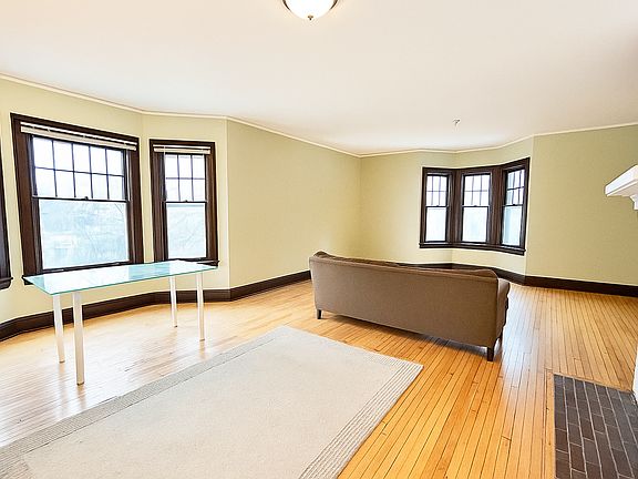 4th image of 1039 Baldwin Ave APT 4