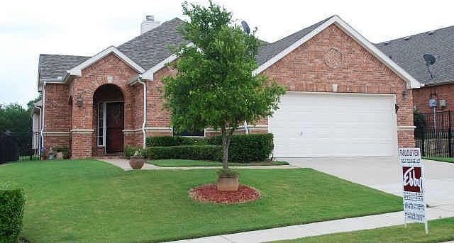 1st image of 984 Winged Foot Dr