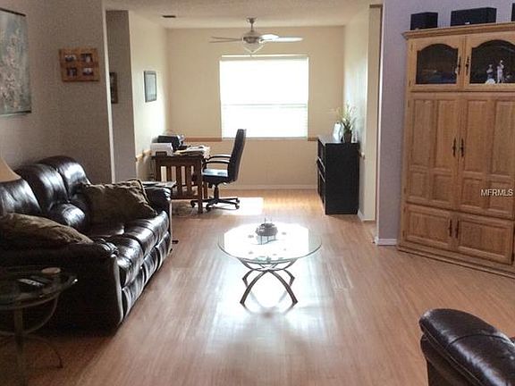 4th image of 3647 Dovetail Ln N