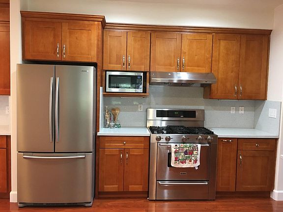 2nd image of 3845 Evangelho Cir