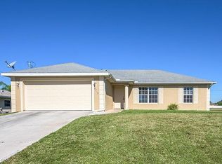 2715 NW 7th Ter, Cape Coral, FL 33993