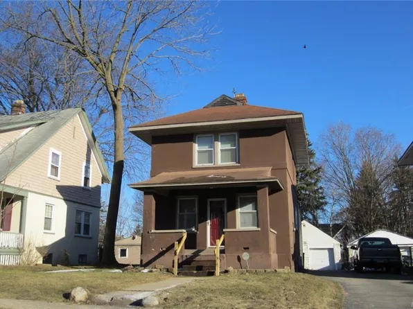 64 Oliver St, Pontiac, MI 48342