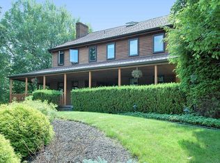 2555 Barnwood Dr, Wexford, PA