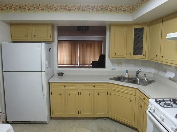 4th image of 251 Marengo Ave APT 2G