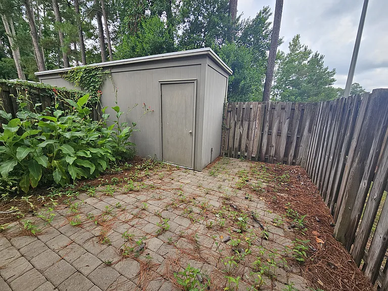 634 Cobblestone Dr — Photo 14
