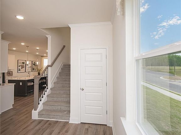 2nd image of 6017 Silverbell Dr