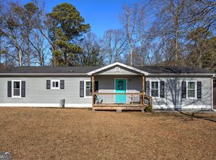 11 Camp Cir, Dallas, GA 30132