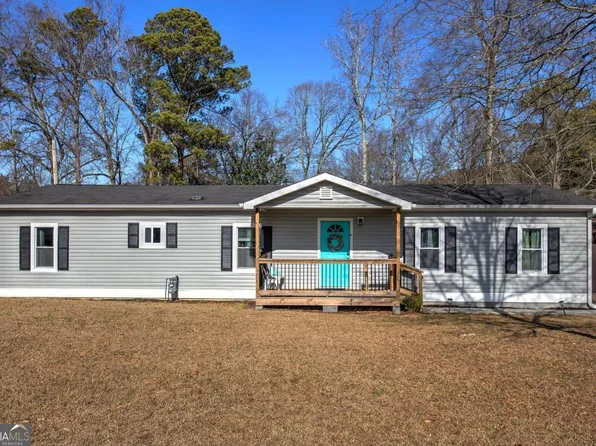 11 Camp Cir, Dallas, GA 30132