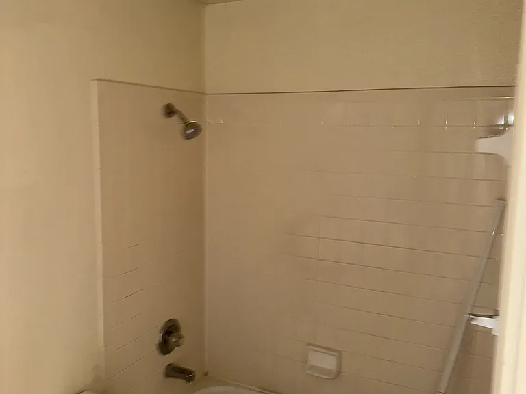 3303 Hereford Ln — Photo 8