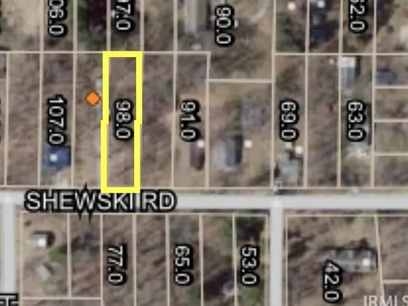 S Shewski Rd, Knox, IN 46534