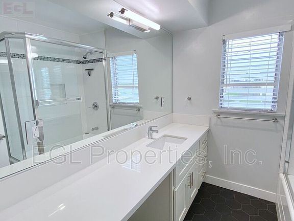 5th image of 5626 Sultana Ave APT 4