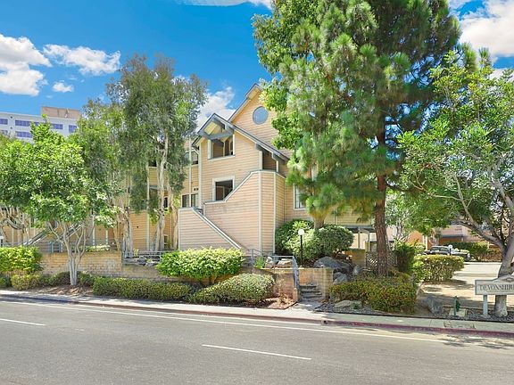 2nd image of 9250 Towne Centre Dr Unit 2