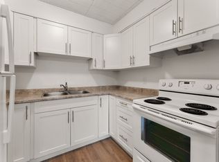 Sheldon Ave Apartments, Chatham Kent, ON N7L 3M7