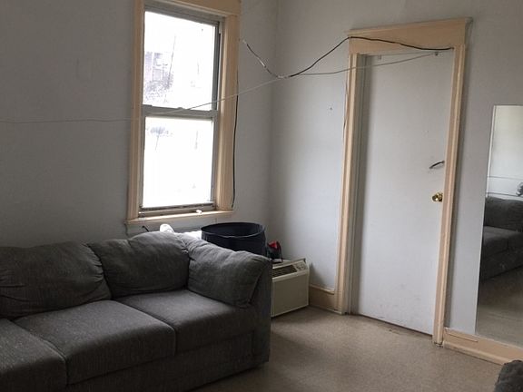 5th image of 3623 Winchester Ave