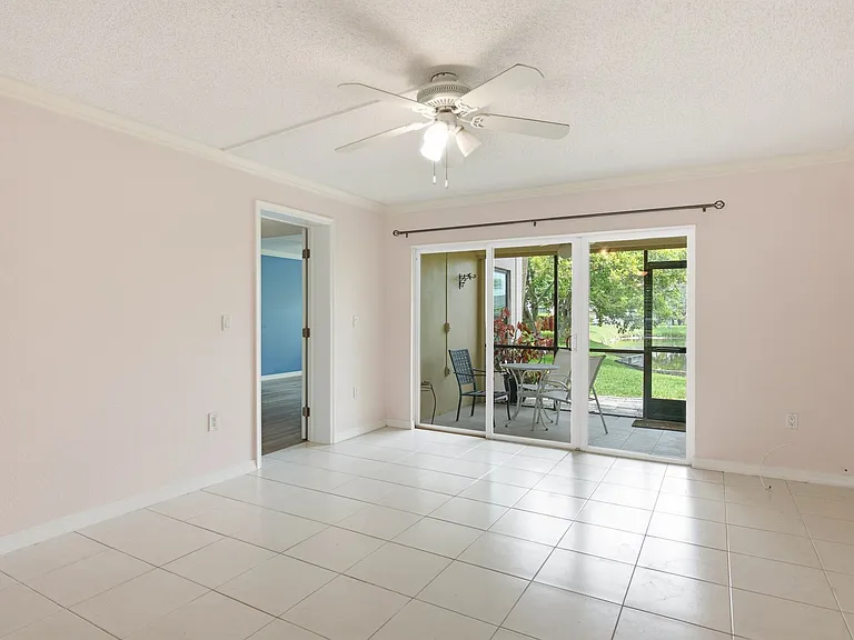 2453 Egret Blvd #1 — Photo 5