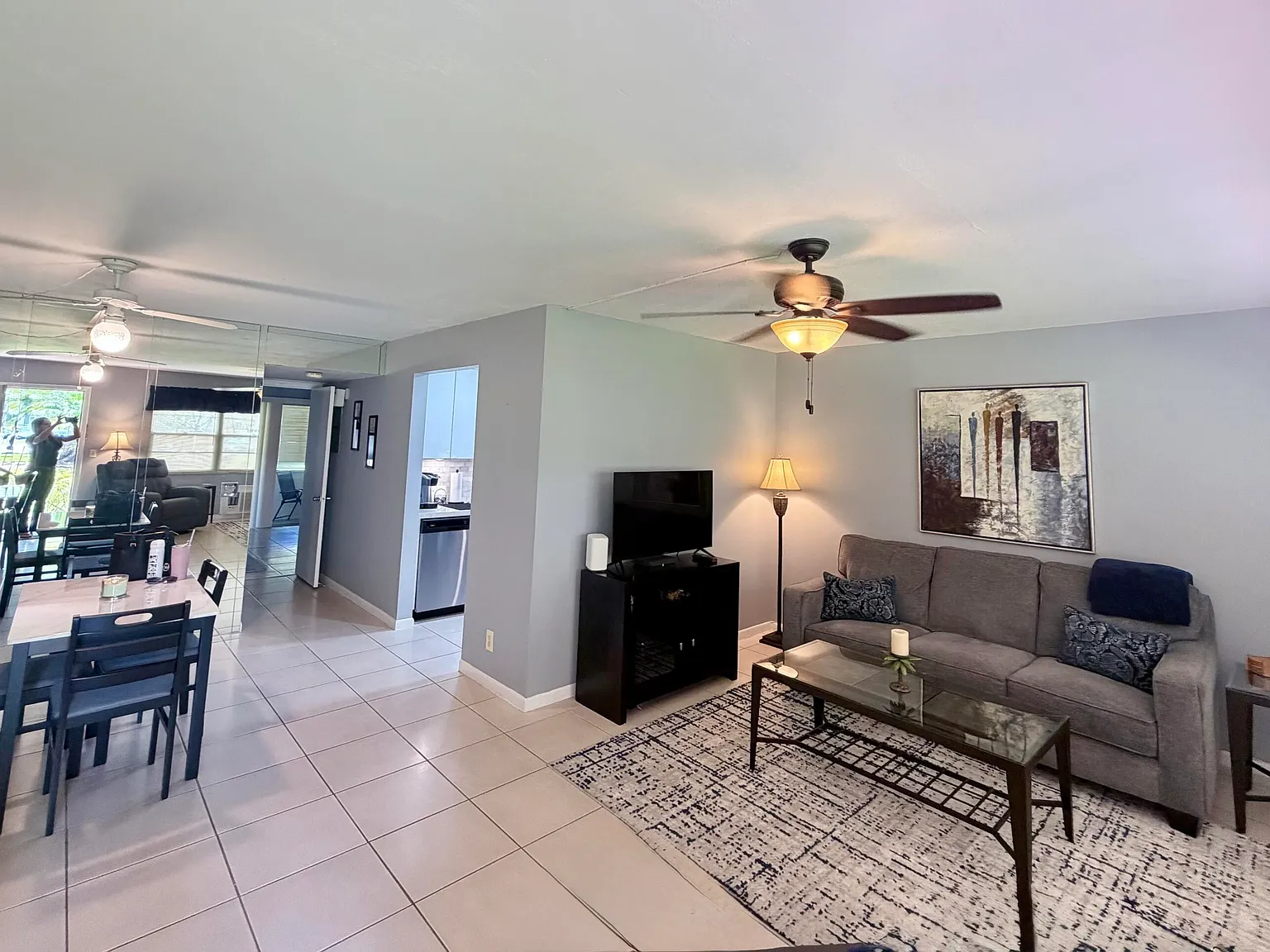 1 bed, 1.5 bath, 811 sqft, $1,700 — Photo 4