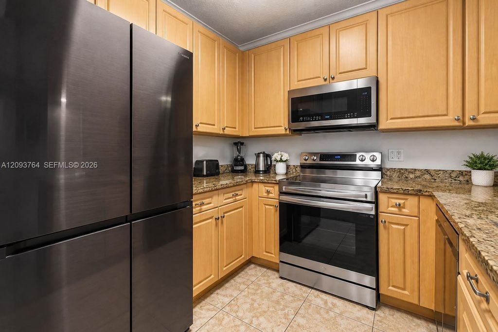 841 S Ocean Blvd, photo 9
