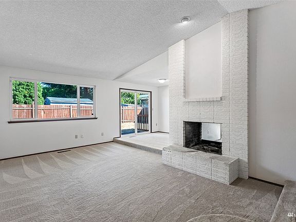 4th image of 6663 E Roosevelt Ave
