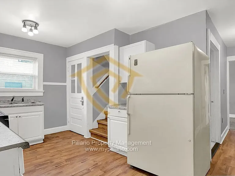 44 S Ewing St — Photo 10
