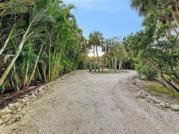 3rd image of 2417 CASEY KEY ROAD 0