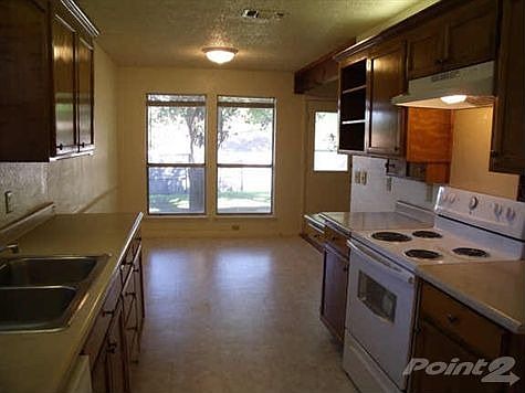 2nd image of 6817 Westglen Dr