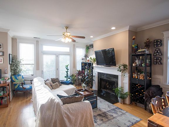 3rd image of 4339 N Ashland Ave APT 3N