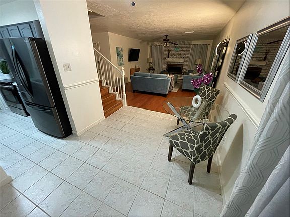 3rd image of 1323 River Rock Dr #1323