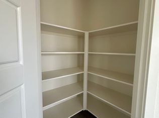 6925 W Grove Ave, Visalia, CA 93291