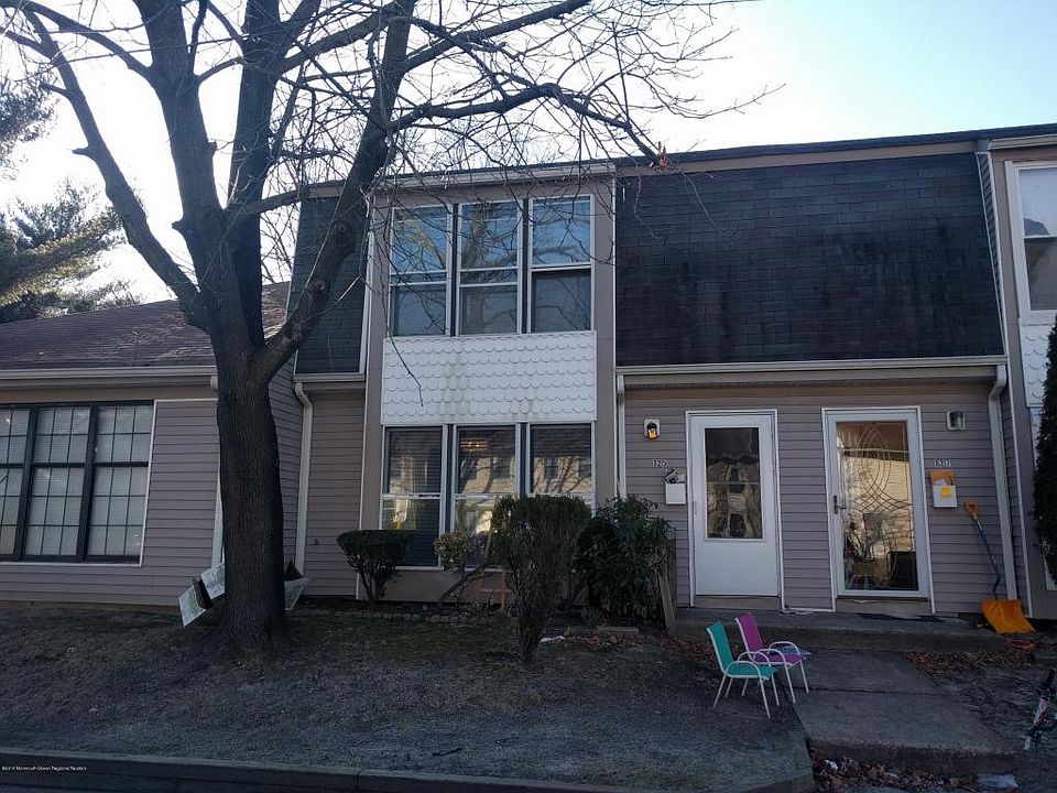 1st image of 125 Stratford Pl