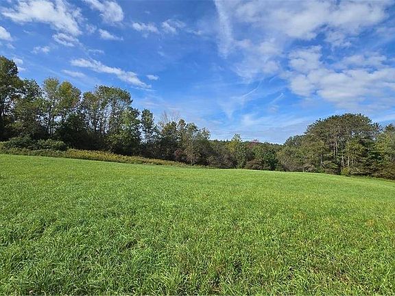 4th image of 244 Backus Rd