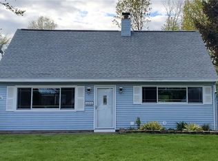 1206 Stony Point Rd, Grand Island, NY 14072