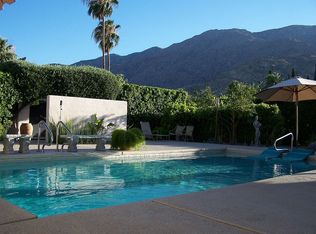 384 E Valmonte Sur, Palm Springs, CA 92262