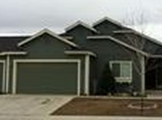 733 Canary Cir, Fernley, NV 89408