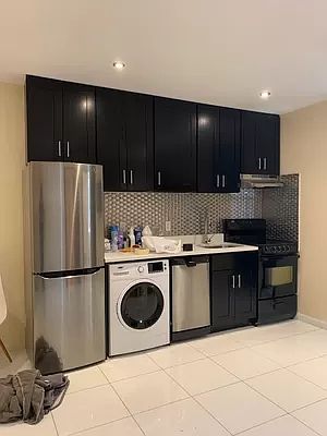 1st image of 10 Manhattan Ave #1EE