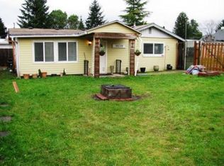 16030 12th Ave SW, Burien, WA 98166