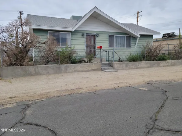 612 F St, Hawthorne, NV 89415