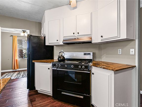 5th image of 2700 Cienaga St #4