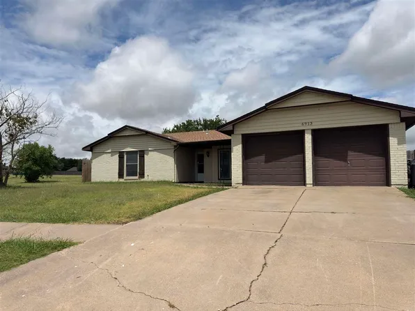 6913 SW Fenwick Ave, Lawton, OK 73505